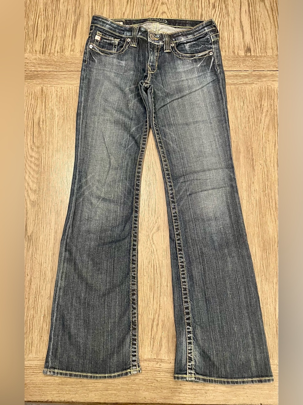 Big Star “Casey” Y2K women’s jeans, 28L, low rise, flare, excellent condition!